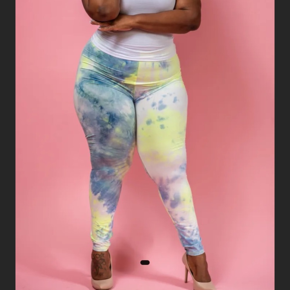 Plus size Leggings…comfy and cute